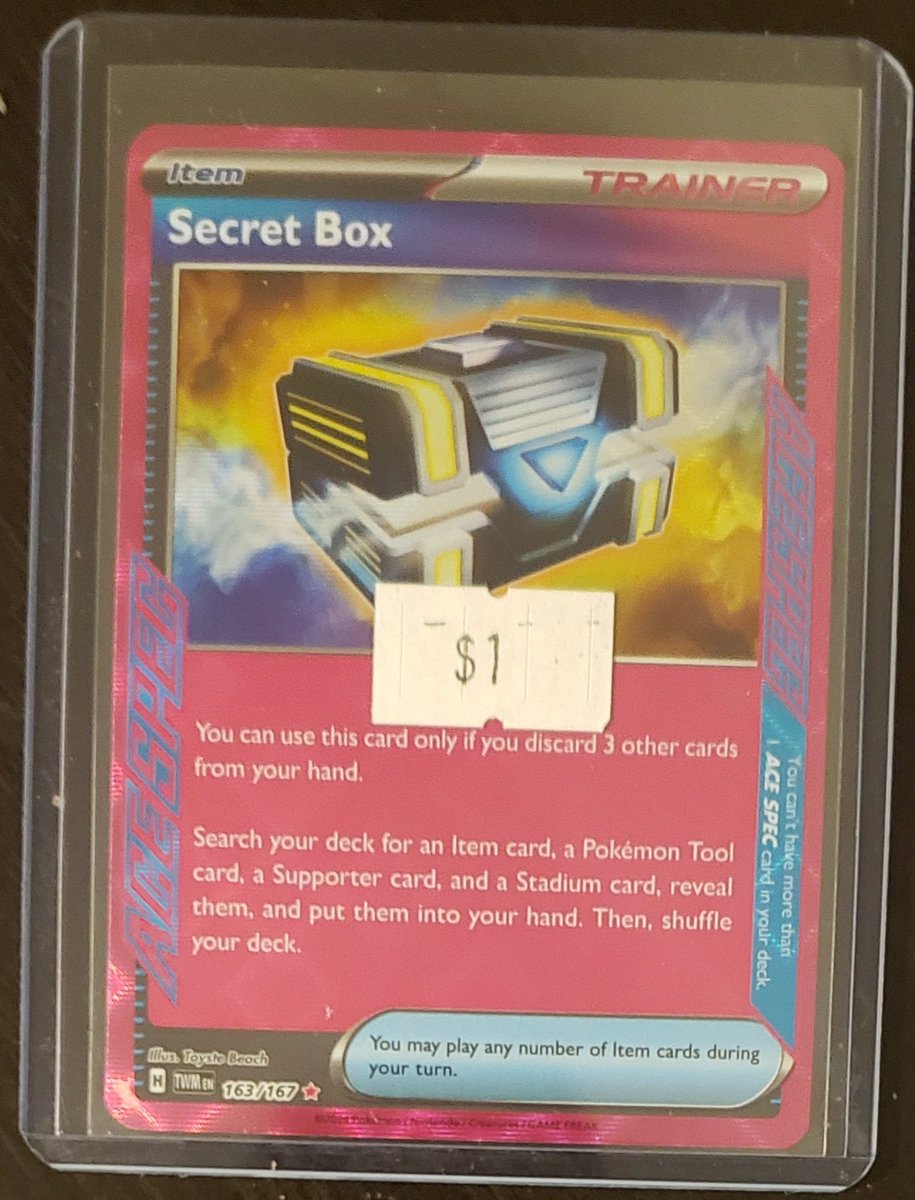 Coonixclockmex's tweet photo. @victryena How it feels finding Secret Box in the $1 bulk bin at a card show https://t.co/ptlumanq6o