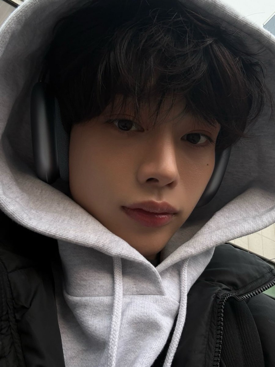 HanBiniEyewoniE's tweet image. 260208 #TPSTargram

load..
instagram.com/p/DUe592okd1M/

#템페스트 #TEMPEST #한빈 #HANBIN