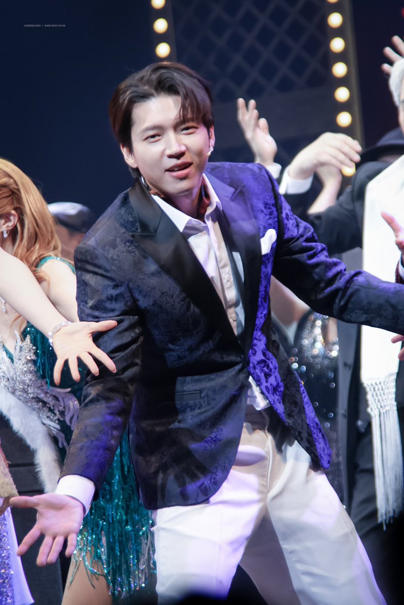 260128 남우현 생축 🎂🎂🎂

첫 번째 사진은 로고 없으니까 할 수 있어요 

#INFINITE #인피니트 
#우현 #남우현 #NAMWOOHYUN