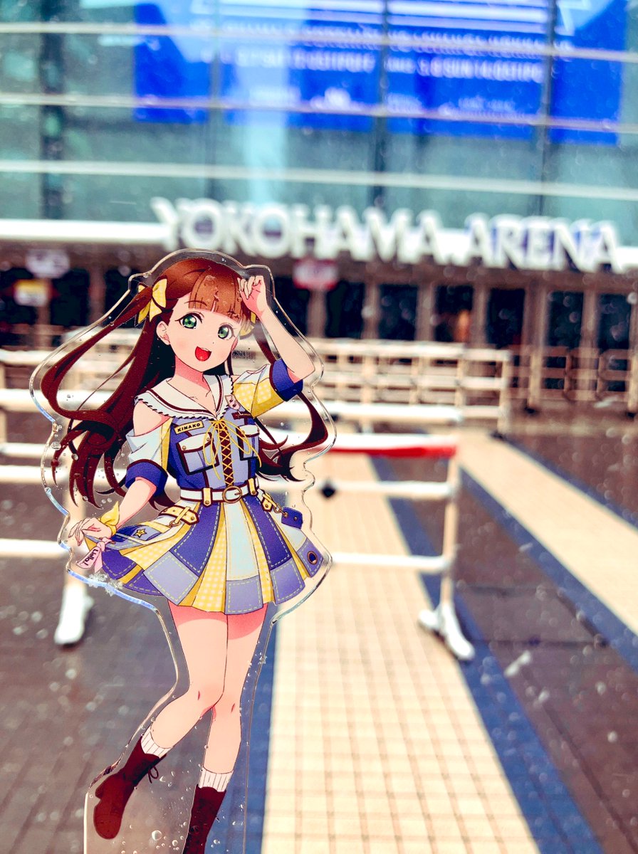 coda_code's tweet image. 7th Live Day2、そろそろ開演。Day1は近距離過ぎて興奮でキャストのパフォーマンスを凝視してばかりで楽曲や舞台演出をきちんと観れてなかったので、今日はしっかりと全体を観て楽しみたいです！
では、昨日からセトリがどう変化するかにめっちゃ期待しつつ…対よろっす！
 #Liella_7th_神奈川Day2