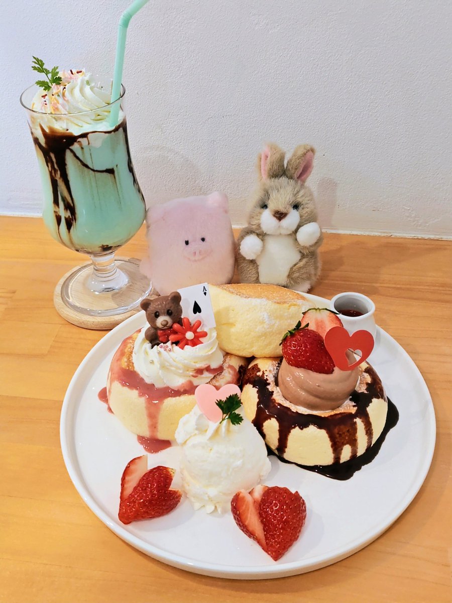 ～本日のおひとり様～
🍓パンケーキ食べました🥞🍴🐷🐰💕