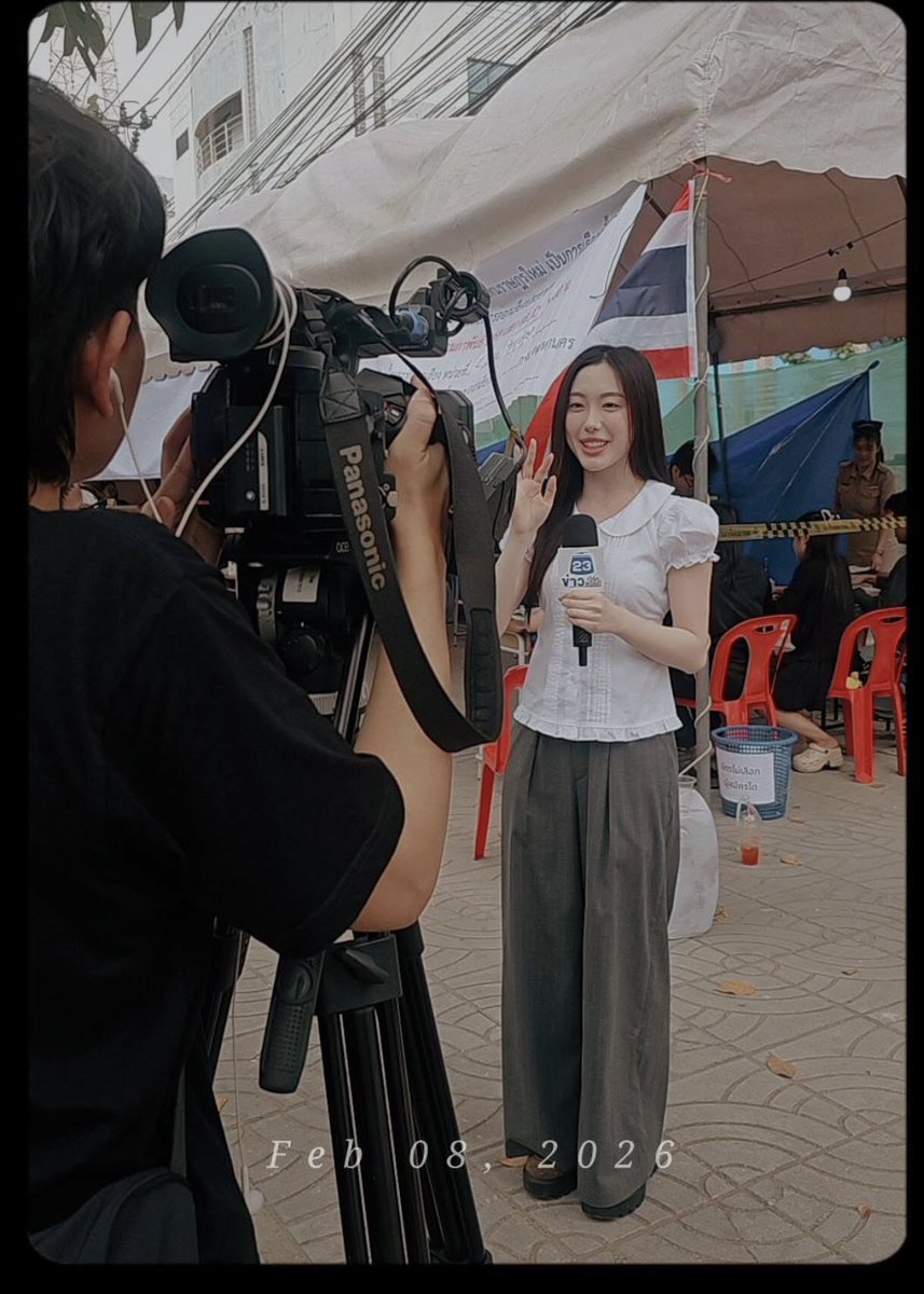 เลือกตั้งครั้งแรกของน้องอ๊ะ  ทุกคนอย่าลืมไปใช้สิทธิของตัวเองกันนะคะ

#Aheye4EVE