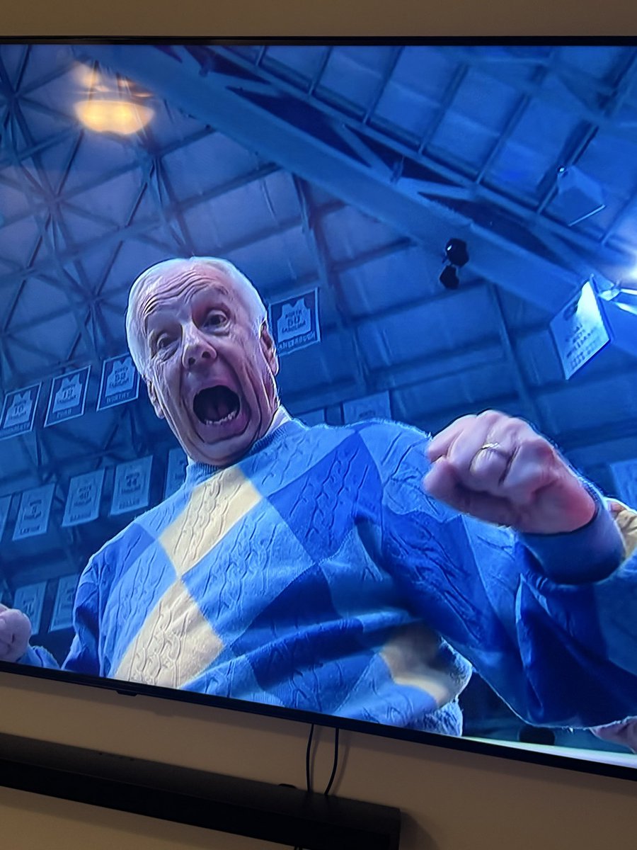 Mr. Blue tweet media