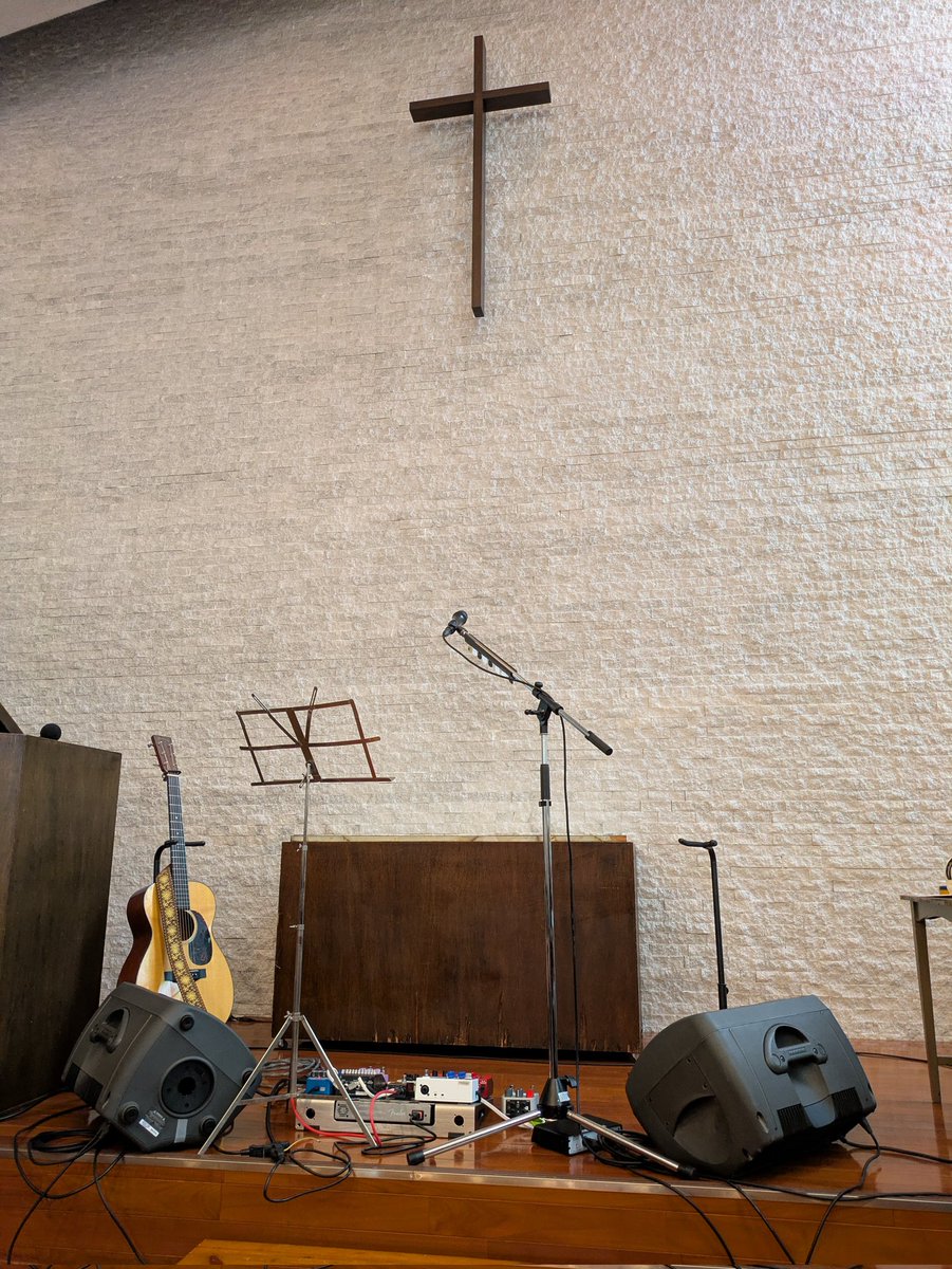 昨日はTHE CHARM PARK 2nd Nature Tour2026でした！
久しぶりの曲も嬉しかったし、弾き語りのAmber Eyes良かったなー。楽しかったー！