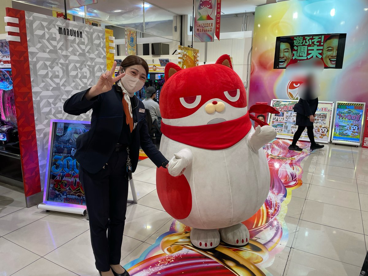 今日はエキナンににゃんまる来店😻 ✌('ω'✌ )三✌('ω')✌三( ✌'ω