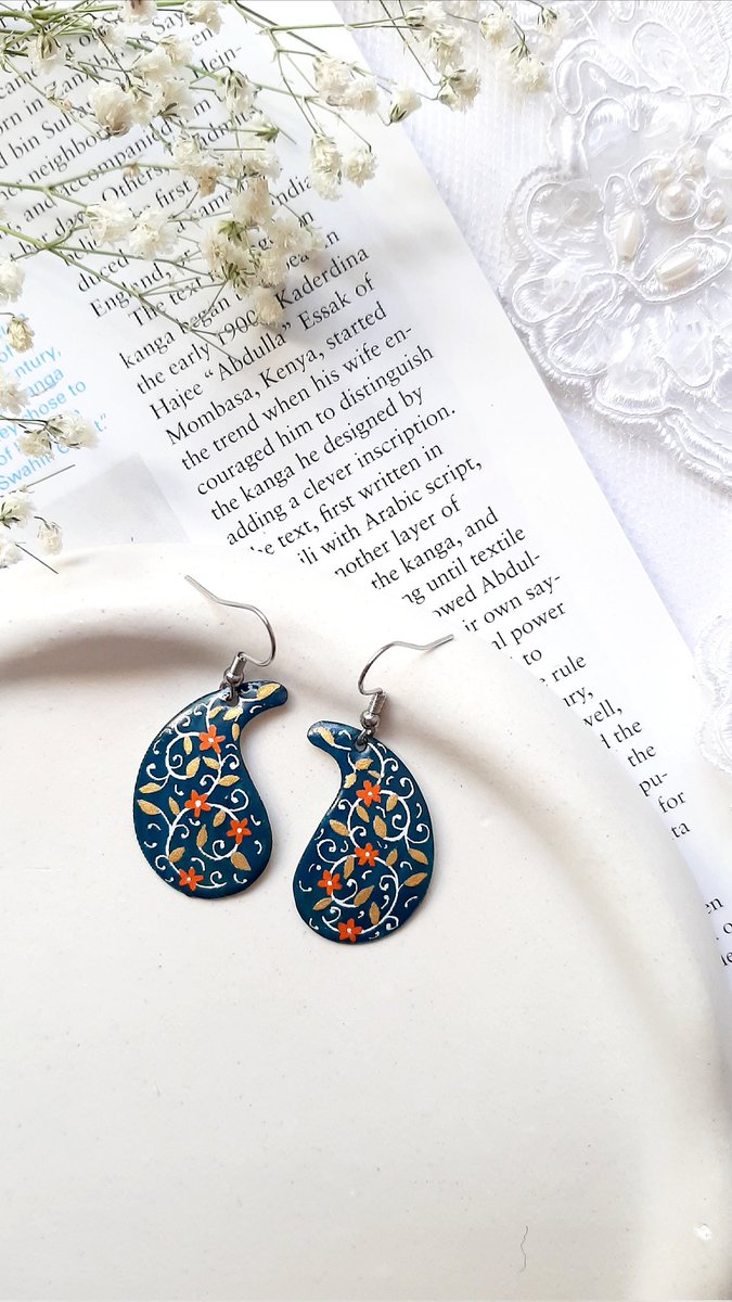 سلام من شرمنده ام ولی هممون نیاز داریم که کار کنیم و درآمد داشته باشیم.
خوشحالم میکنید اگه از کسب و کارم حمایت کنین♥️