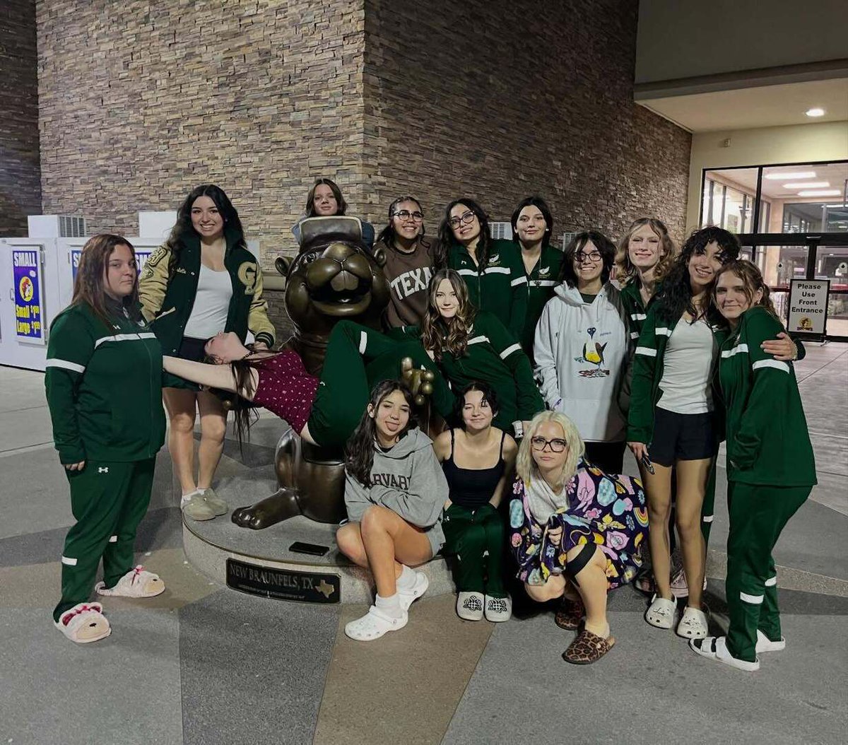 CLHawkBand tweet media