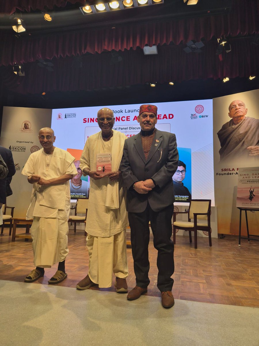 Recently  met the Founder,  Chairman and the Vice Chairman  of Akshay Patra Foundation at IIT, Delhi. 

They r the alumni of IIT, Bombay and IISc, Bangalore respectively <a href="/paniitindia/">Pan IIT Alumni India</a> <a href="/IITRAAOfficial/">IIT Roorkee Alumni Association</a> <a href="/nkgoyal167562/">Prof NK Goyal Chairman Aycasonics & TEMA CMAI CSAI</a> <a href="/TEPCofficial/">TEPC</a>