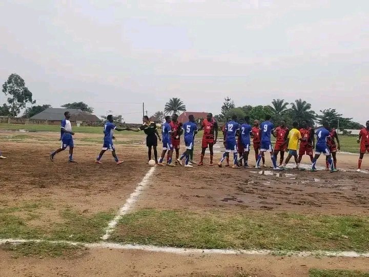 Univ7sur7's tweet photo. Le classico opposant la REC/Section Beni Ville et Territoire à la REC Section Butembo-Lubero, disputé le jeudi 05 février 2026 au stade du 15 octobre. Il s'est soldé sur le score de 8-3 en faveur des étudiants de Butembo et Lubero.
https://t.co/3RiaNYWD0A https://t.co/A1wjTpj0eW