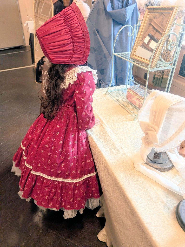 今回も、可愛いお嬢様が試着に来て下さいました🥰
まるで動くアンティークドール✨

可愛らしいお姿にとっても癒されました❤️❤️
ありがとうございます💕