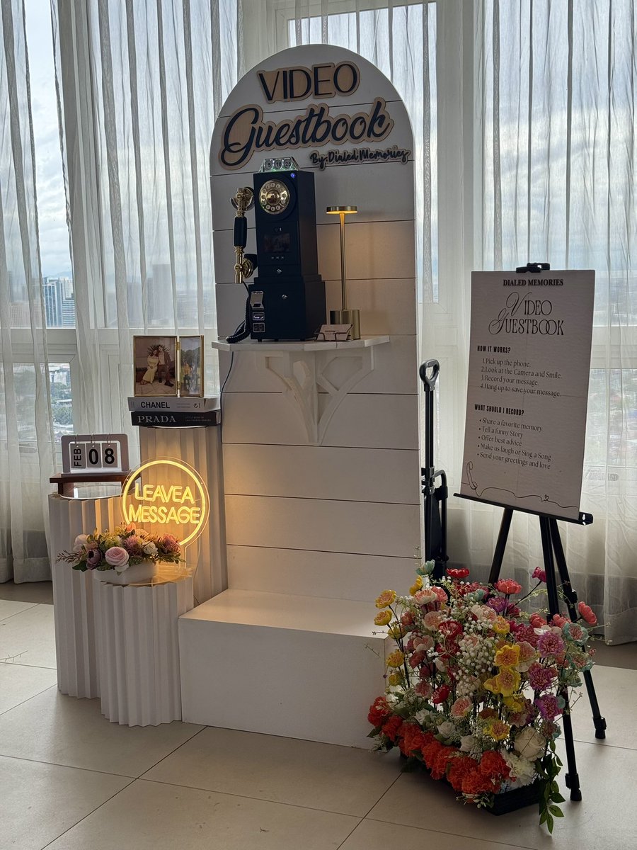 VivaOnePH's tweet image. NOW HAPPENING: WilBea Nation arranges the ‘GOLDEN PROM TO REMEM-BEAR’ a fanmeet dedicated for all Wilbert Ross and Bea Binene fans as fandoms cross paths for a day to remem-bear. 🧡🧸

#WilBea #BeaBinene #WilbretRoss #VivaOne #BidaKaDito