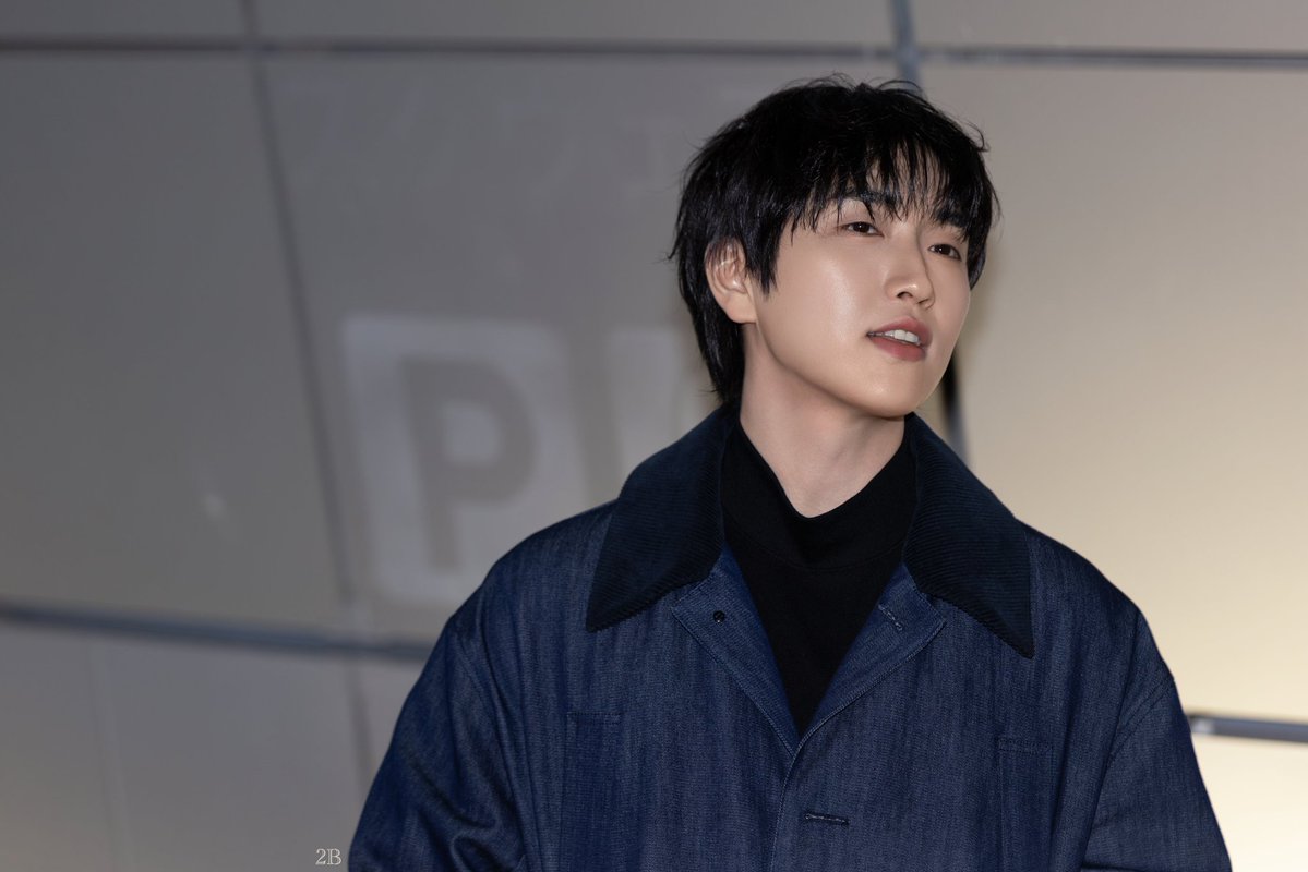 jinr_ri's tweet image. 내가 그냥 영원히 산들에 얼굴에 갇혀서 못나오는 산들얼빠인 이유여
얼굴이 모든걸 설명해줘