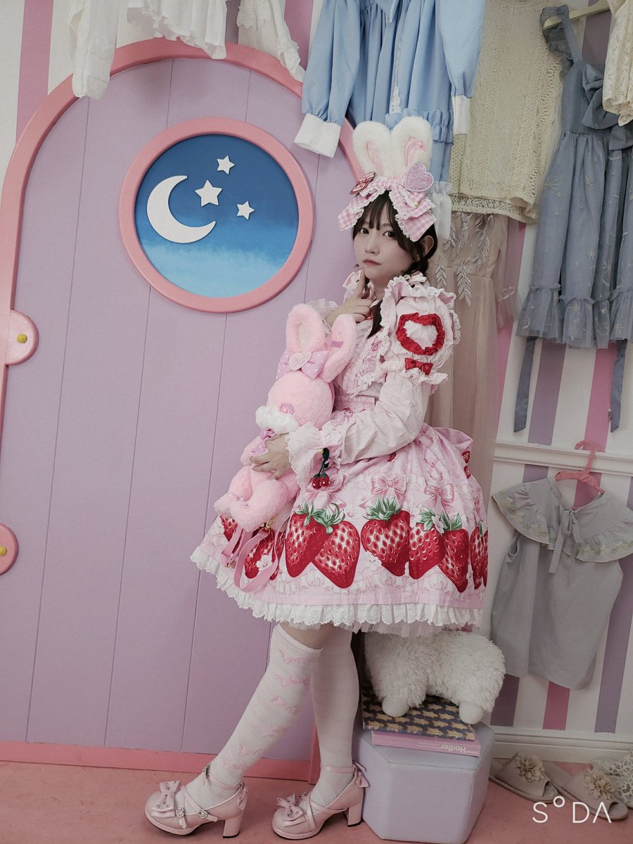 tinachan🐰 tweet media