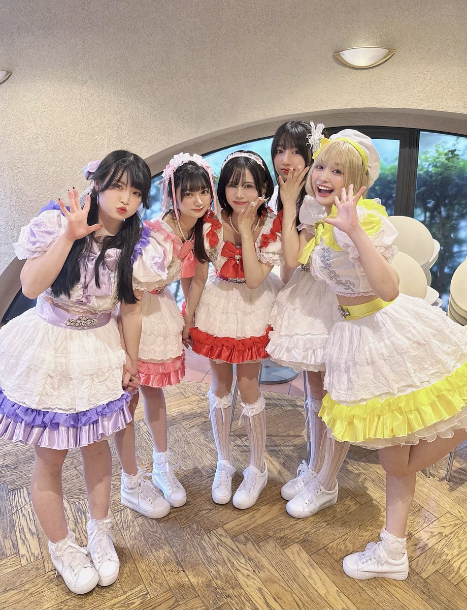 💎DREAMY TUNE💎

本日より、Bright Charmは
5人体制で活動していきます🌟🪄

急遽のイベント出演となりましたが、
駆けつけてくれたちゃーまーずの皆様、
初めましての方もありがとうございました🫧

▼3/9デビューライブチケット販売中▼
livepocket.jp/e/unlockthecha…

❤️橋本みれい <a href="/mirei__BC/">橋本みれい【Bright Charm】</a>