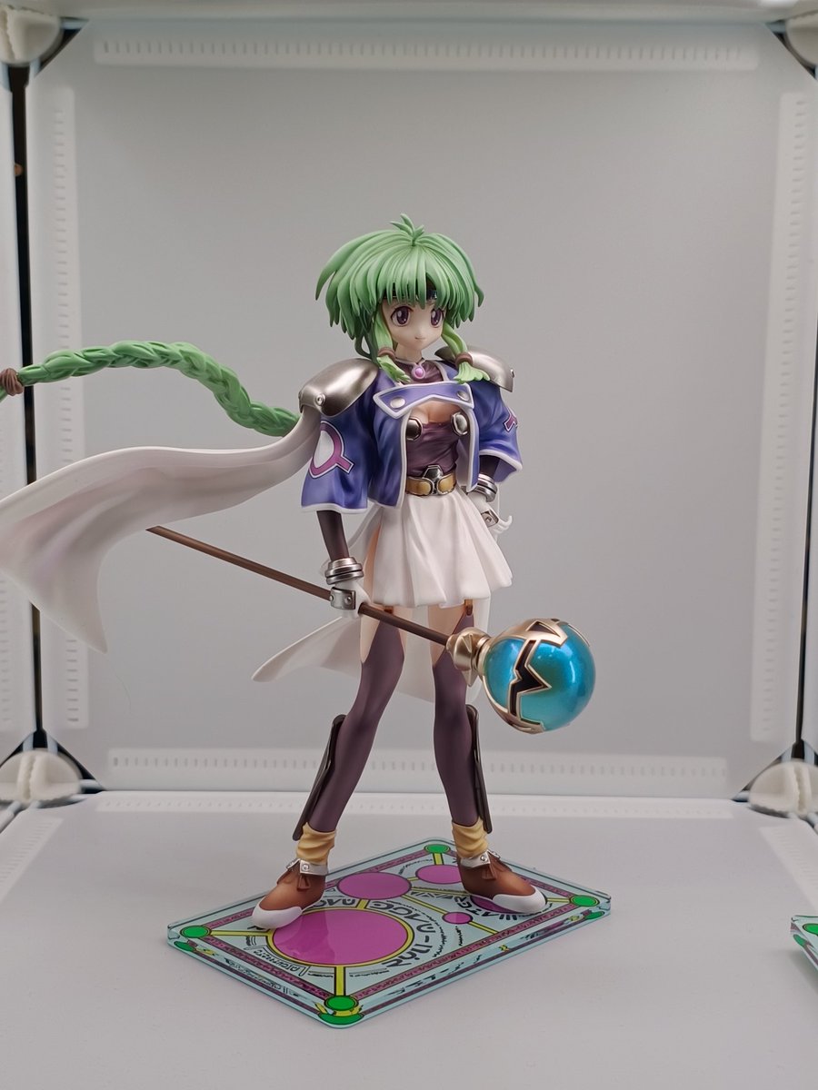 FACTORY 29 RAWさん パッフィー