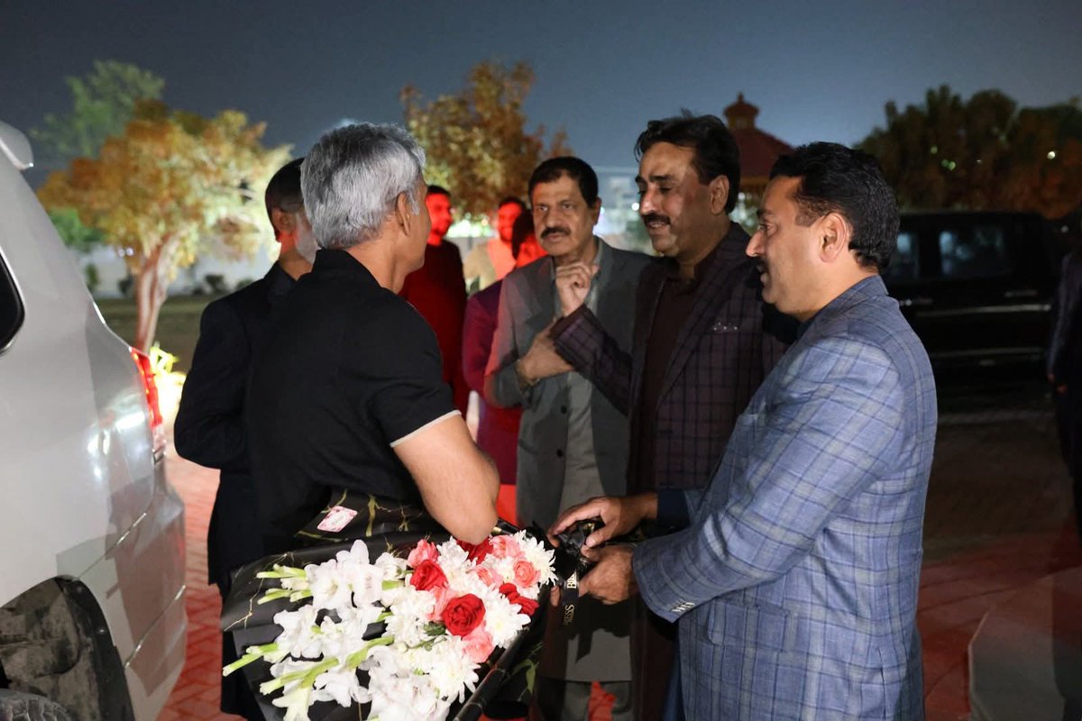 WasimMallah's tweet photo. PSL Hyderabad ٹیم کے اعزاز میں منعقد کیے گئے شاندار پروگرام پر حیدرآباد ٹیم کو مبارکباد، ٹیم کے مالک کا خصوصی شکریہ، اور میئر حیدرآباد و ضلعی انتظامیہ کو دل کی گہرائیوں سے خراجِ تحسین۔ حیدرآباد کی عوام کے لیے بہترین انتظامات قابلِ تعریف ہیں۔ https://t.co/utVZXB4T8a