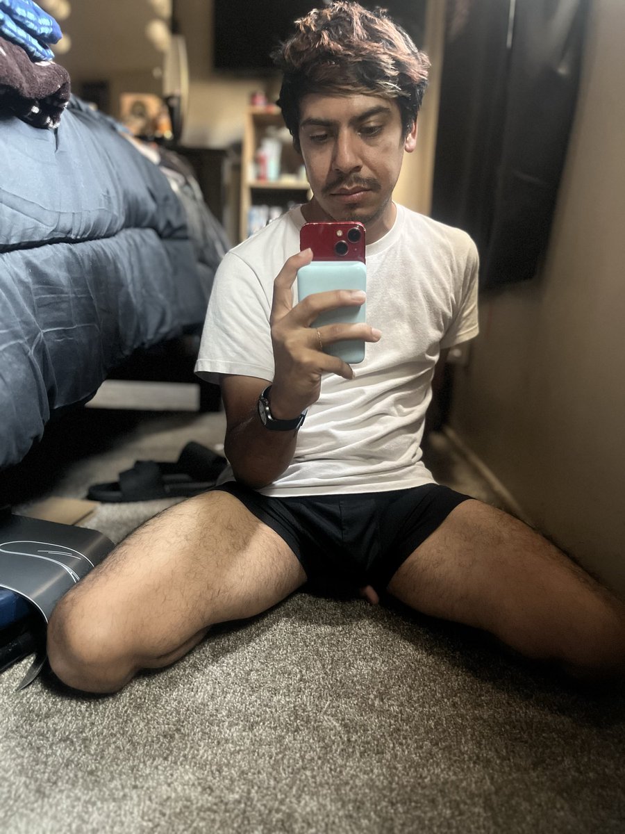 highhboi's tweet photo. Got the new room set up! #gay https://t.co/7pBl3KdIF8