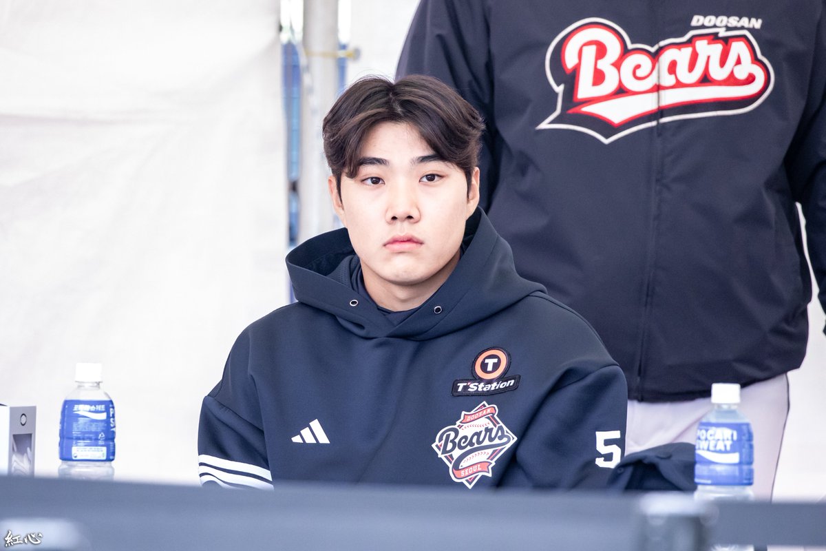 251123 곰들의 모임 #두산베어스 #박준순
묭...