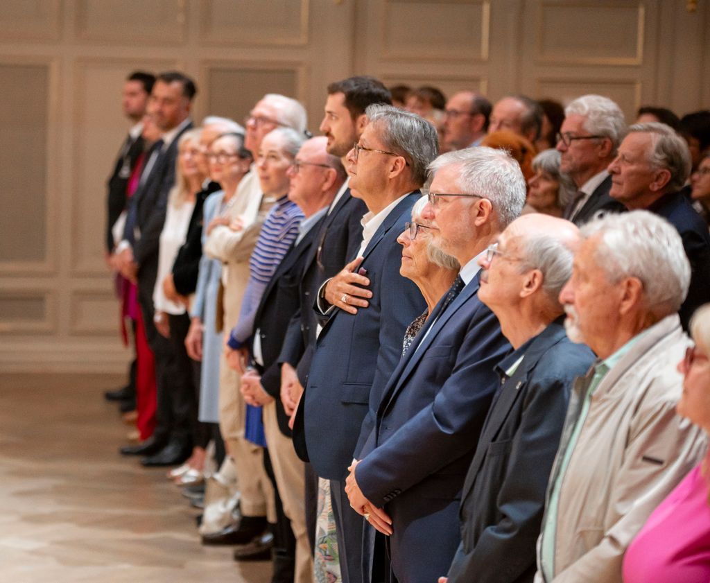 Was wären wir ohne Sie, das Publikum? 
Neu ist unser SNO Circle, unser exklusives Mitgliederplattform: Ab 100 CHF im Jahr unterstützen Sie unser Orchester und Schweizer Musik und haben dazu Zugang zu ihrer persönlichen Mediathek, Events, ein Vorverkaufsrecht auf Tickets und mehr.