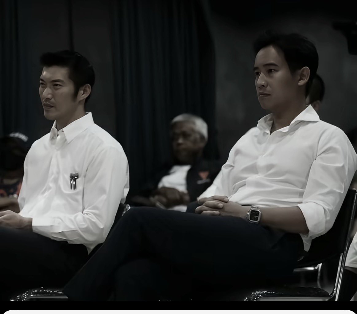 printfstar's tweet photo. ทำไมพึ่งเคยเห็นรูปนี้
แบบพ่อกุววหล่อ เท่ อันตรายคู่มาก🔥 https://t.co/vkxnmbXtrc