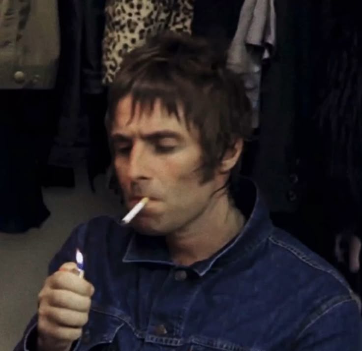 starbourine's tweet image. if he went arrested for being a cool cunt he'd be in jail forever