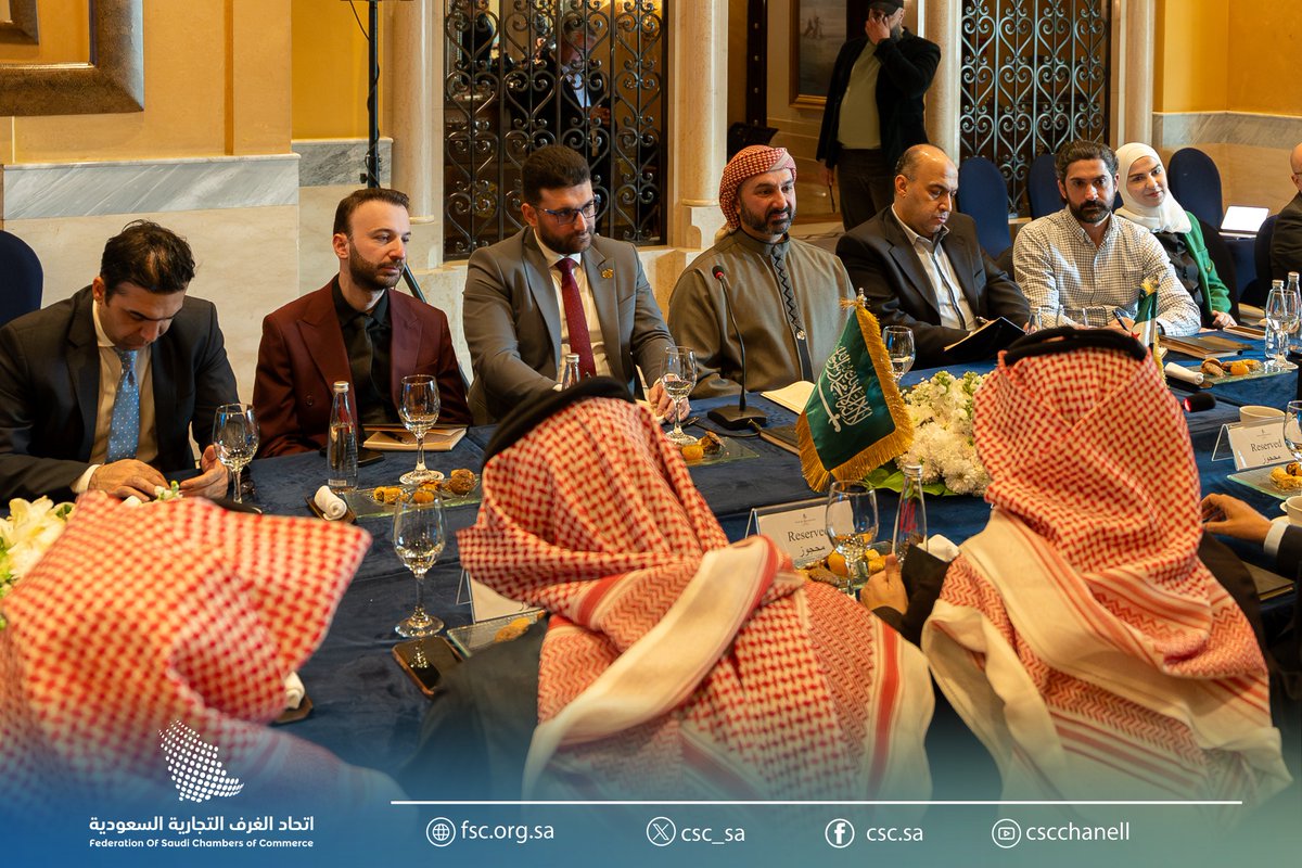 FSC_KSA's tweet photo. مجلس الأعمال السعودي السوري يبحث مع هيئة الاستثمار السورية في دمشق؛ سبل تطوير البيئة الاستثمارية، وتعزيز دعم المستث��رين، وتسهيل الإجراءات، إضافة إلى مناقشة فرص التعاون في القطاعات الحيوية، وتكامل الأدوار لدعم المشاريع الاستثمارية ذات الأثر التنموي المستدام.
#اتحاد_الغرف_السعودية https://t.co/JVFLEqwdKV
