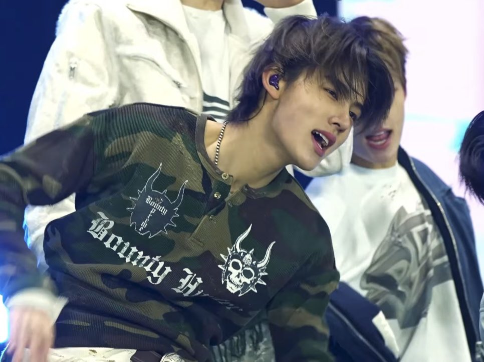 𝙧𝙪𝙢 tweet media