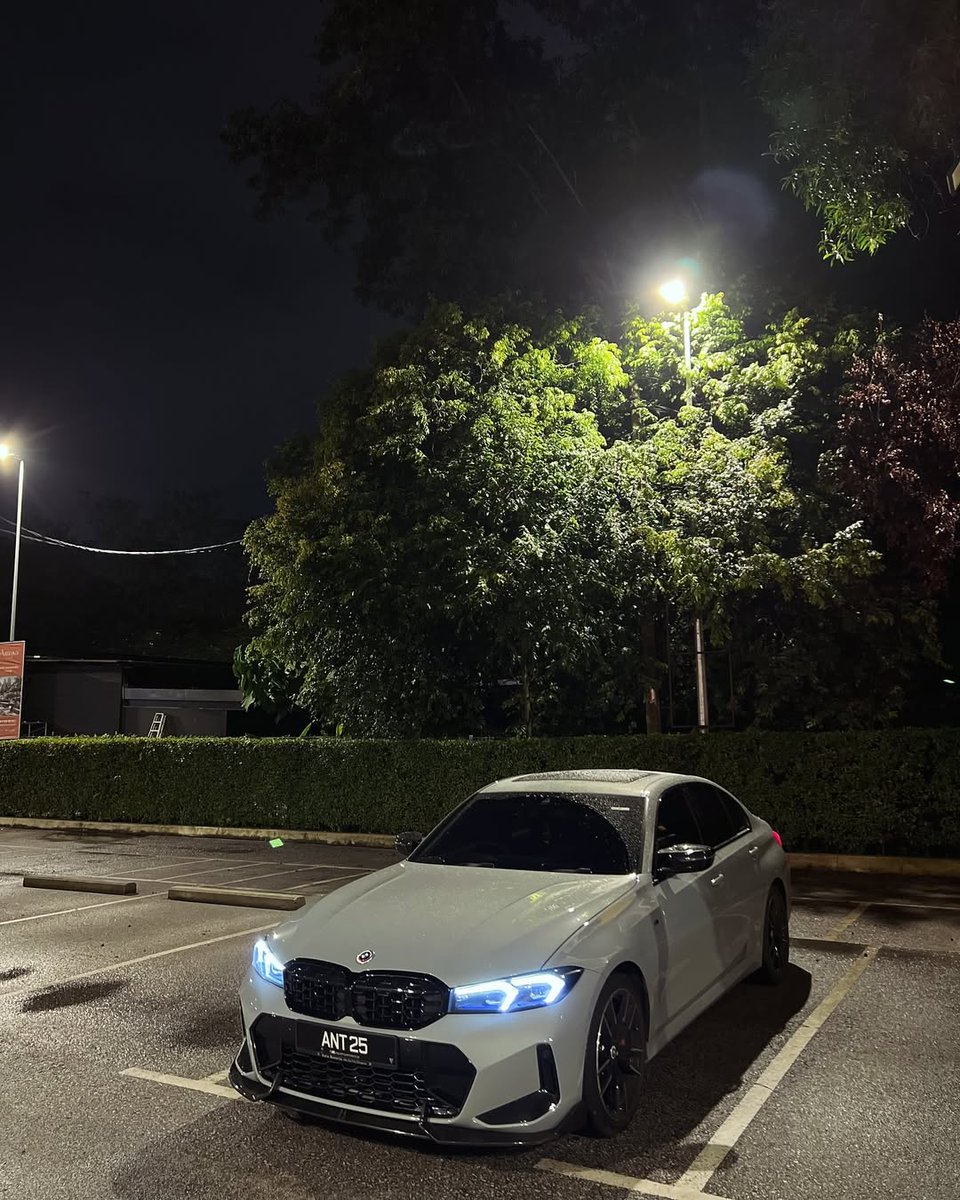 Mavhure's tweet image. Simple goggle. Or see any Honda Fit near you. #InBuilt 🇿🇼🇿🇼✅️✅️