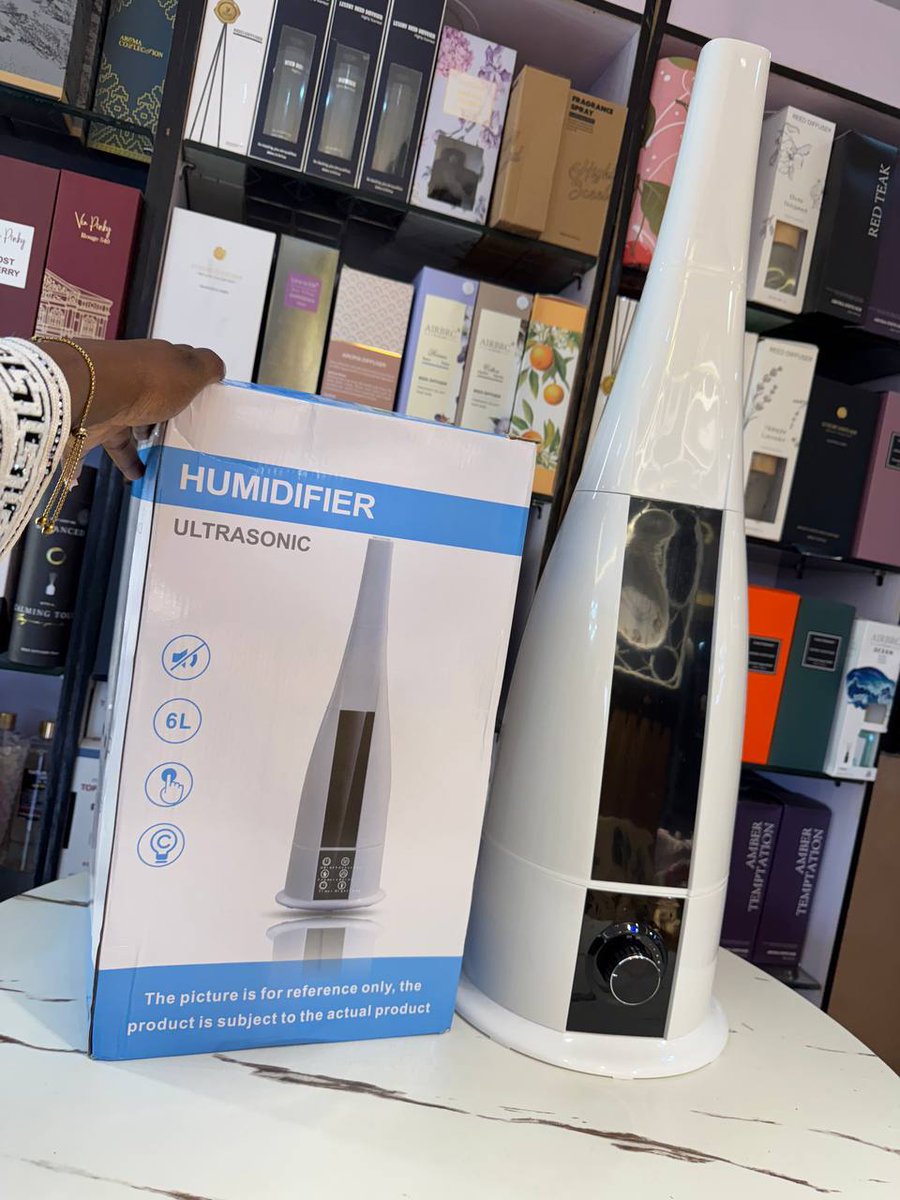 dezeenah's tweet photo. Good morning X🥰🥰🥰

Giant Ultrasonic Cool Mist humidifier

Designed for Large spaces /Rooms

Delivers Powerful, Consistent Humidification for Enhanced Air Quality and Comfort

Size ;6L

PRICE ;65,000

Fragrance oil:2000
📍Lagos, Nigeria https://t.co/wzxtHHlXNw