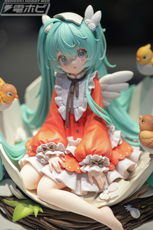 初音ミク 小鳥Ver. 1/7スケールフィギュア 初音ミク 青龍Ver. 1/7