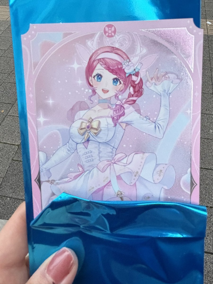 ラスチ tweet media