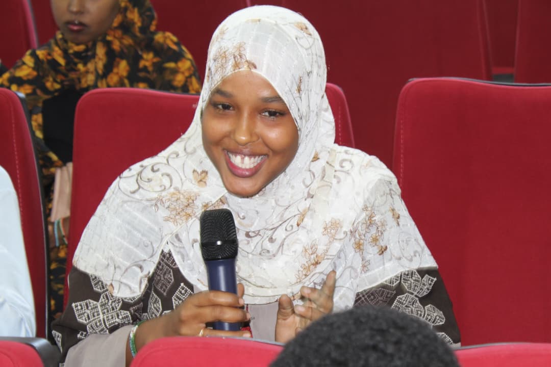 centre_cle's tweet image. 📸 Retour en images | Meet-Up CLE
À la rencontre de deux startups djiboutiennes du @centrecle, un moment d’échanges, d’inspiration et de networking au cœur de l’écosystème entrepreneurial.
#CLE #MeetUp #StartupsDjibouti #Entrepreneuriat #Innovation