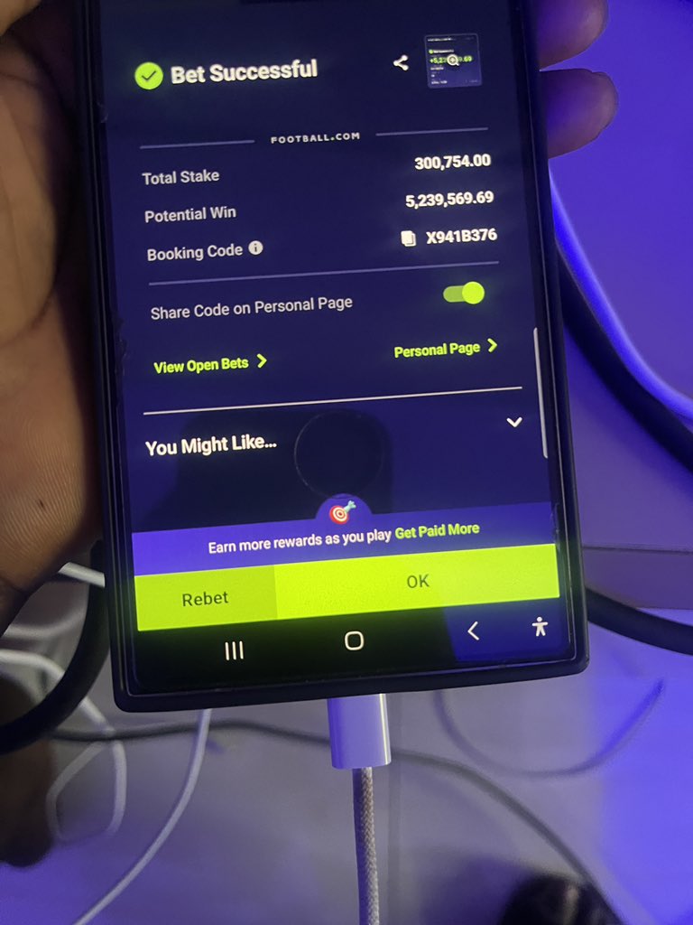 masterlan122's tweet image. Let’s win together