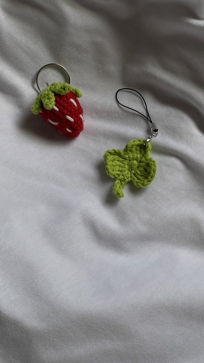 doll1w's tweet photo. 🍓☘️. https://t.co/JlwiUb0uTV