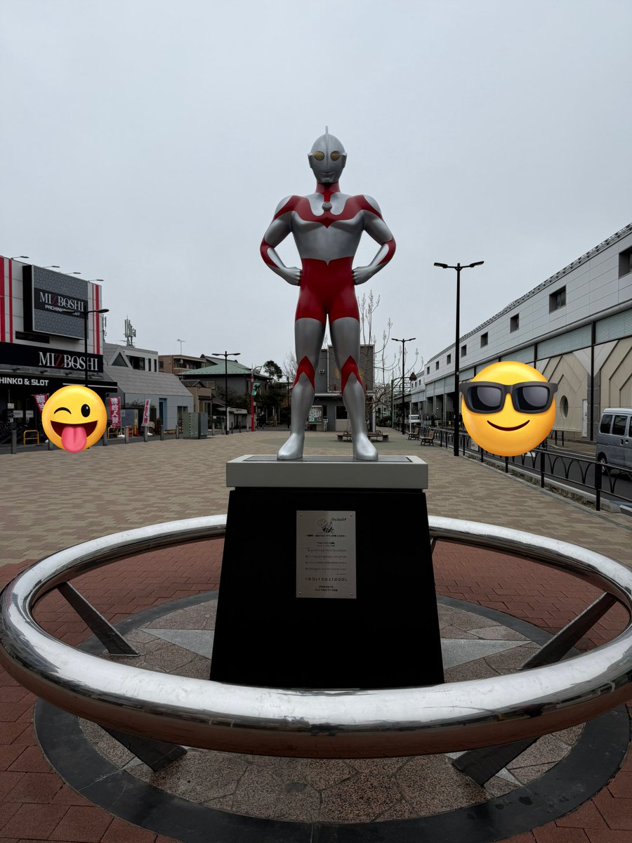 Add_Shane's tweet image. 昨日祖師ヶ谷大蔵駅前で久々に再会したウルトラマン像。

#ウルトラマン #祖師ヶ谷大蔵