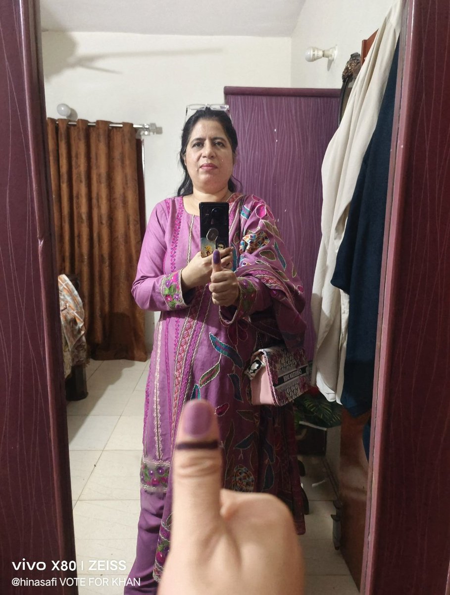 hinasafi's tweet image. Voted for KHAN &amp;amp; WILL DO IT AGAIN.

2 years since my Vote &amp;amp; mandate was STOLEN.

Imran Khan's PTI without Bat symbol won 180 NA seats that DAY while PMLN 17.

We will NOT FORGET,
We will NOT FORGIVE &amp;amp;

WE WILL FIGHT. 
#Elections2024