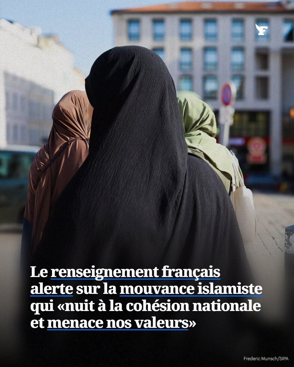 Galadriell__'s tweet photo. Le renseignement français vient de se réveiller après 35 ans de coma profond. https://t.co/GYLR5Ya92b