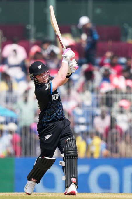 Fifty up for Tim Seifert & he's taking NZ over the line 