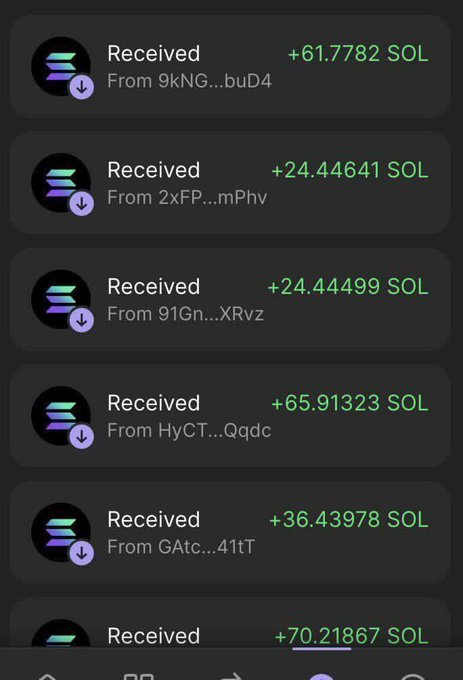 Drop your $SOL address 👇🏻

Like &amp; Retweet + Follow  🔔

Check your wallet in 24 hours! 🎁