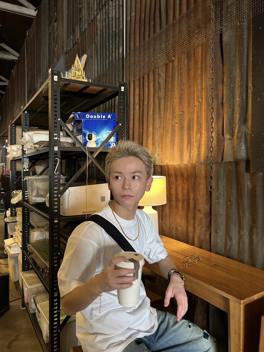 _KID_PHENOMENON's tweet image. Thailand !!!✨✨

สนุกสุดๆ ไปเลยครับ！

รู้สึกเหมือนได้รับพลังบวกตั้งแต่เช้าเลย
ใช้ชีวิตแบบใส่แค่แขนสั้นแบบนี้ก็ดีเหมือนกันนะครับเนี่ย 🙏

by 瑠偉❤️‍🔥

#RUI #Thai
#キドフェノ #鈴木瑠偉
#KIDPHENOMENON
#KPinThailand