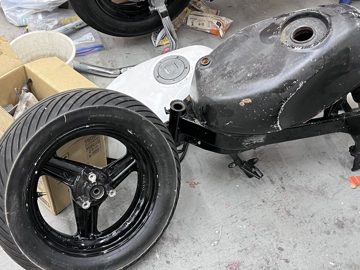 ま え だ tweet media