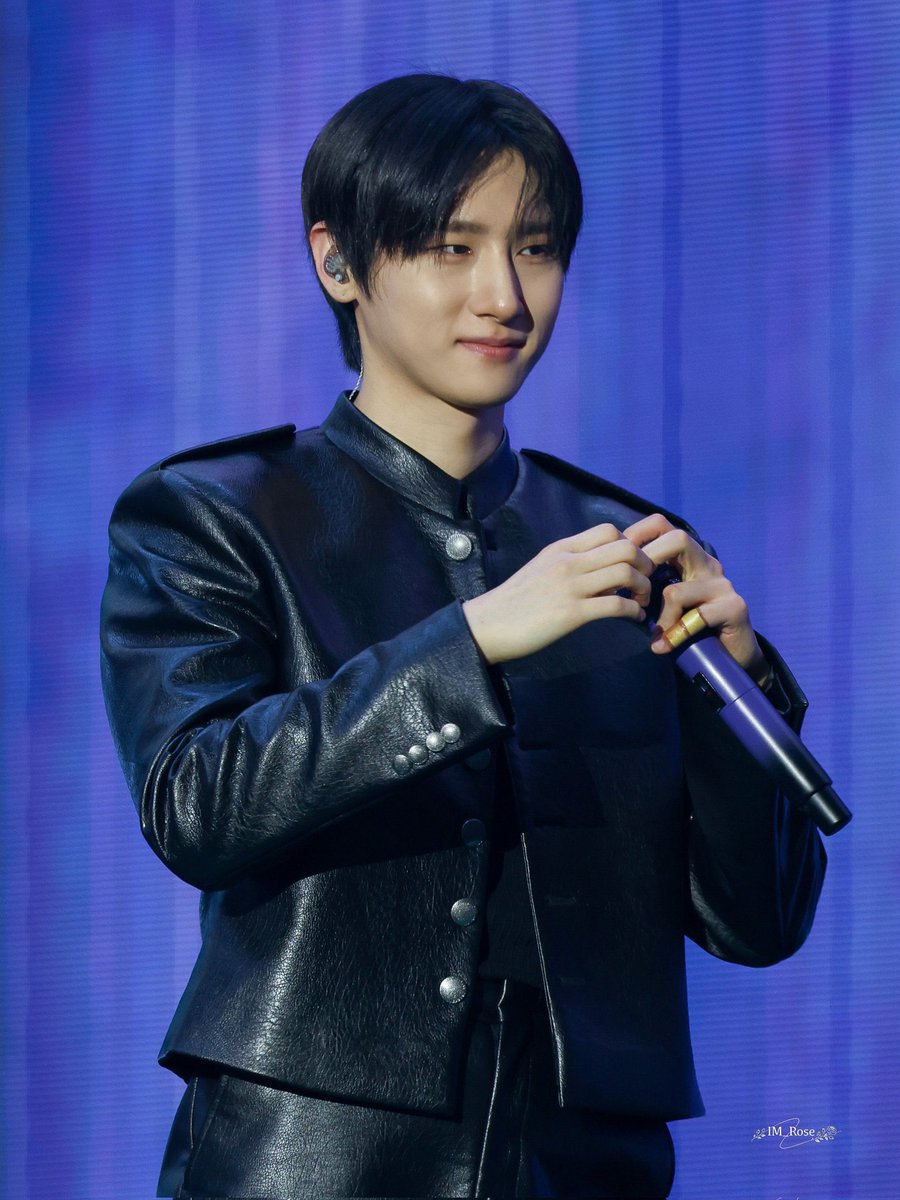 #몬베베의_습관_창균이
#잊지않을게_건강히_잘다녀와 
#we_will_always_be_Changkyuns_habit

내 똥강아초딩고양이야
너 있어서 형아들도 행복하게 기다렸어
형아들이랑 잘 기다리고 있을게
늘 사랑한단다~❤︎