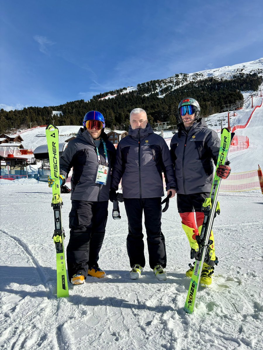 Predsjednik COK-a Dušan Simonović sa predstavnicima Ministarstva posjetio je delegaciju u Bormiju: „Uslovi su odlični.“ Crnu Goru na ZOI Milano Cortina 2026 predstavljaju Branislav Peković i Aleksandar Grbović. #TEAMMNE 🇲🇪
Pročitaj više: bit.ly/4a5EAfl