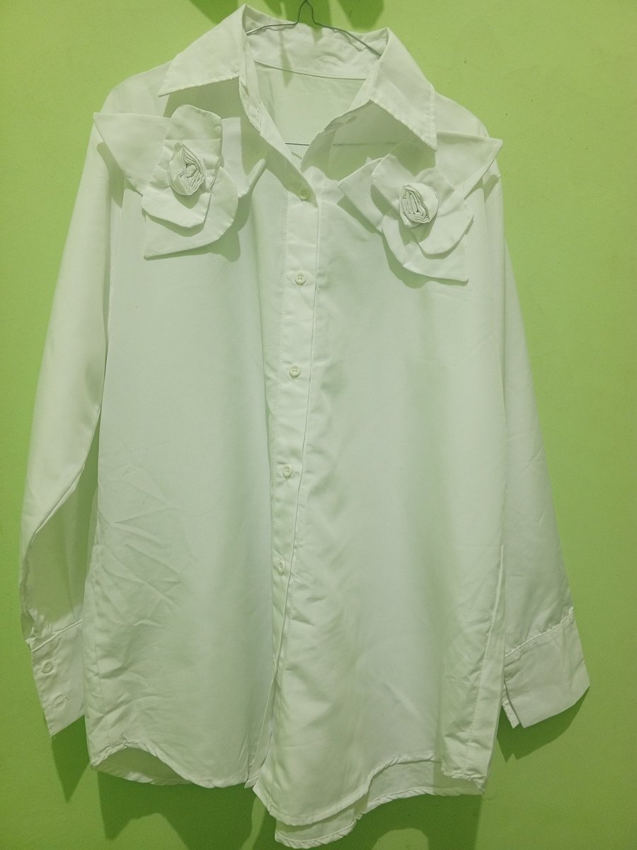 liliumarchive tweet media