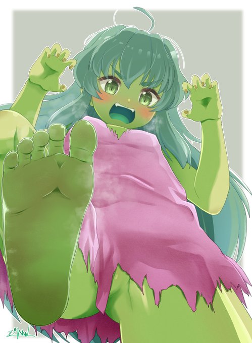 支援サイトでシーハルクちゃんに足で踏んでもらうイラストの差分8枚を公開しました。(脱衣、湯気、通常肌差分) https://t.co/T817ObOUHp 