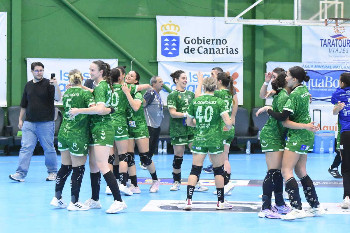 IberdrolaDHF's tweet image. 🟢 ¡Llega el turno del primer partido de las Islas! Aquí tenéis la 𝑮𝑨𝑳𝑬𝑹𝑰́𝑨 𝒅𝒆 𝒊𝒎𝒂́𝒈𝒆𝒏𝒆𝒔

🆚 @BMRemudas 3⃣0⃣ - 2⃣1⃣ @Beti_guerreras 
 
📸 ¡𝐃𝐢𝐬𝐟𝐫𝐮𝐭𝐚𝐝𝐥𝐚𝐬!

#Balonmano