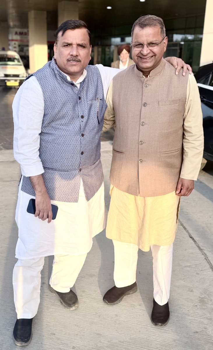 GargNeel's tweet image. संसद में आम आदमी की बात
और सड़क से सदन तक संघर्ष।
संजय सिंह @SanjayAzadSln जी के साथ। 
#AamAadmiParty #जनताकीसत्ता #YouthForChange