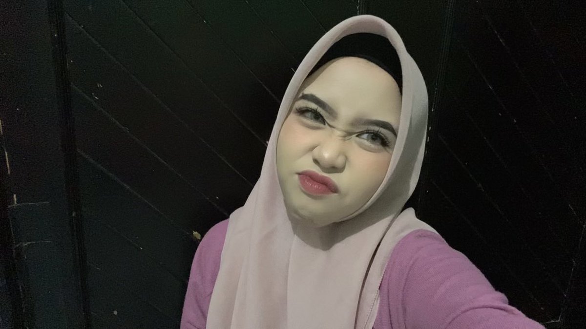 eeshaa 🍒 tweet media