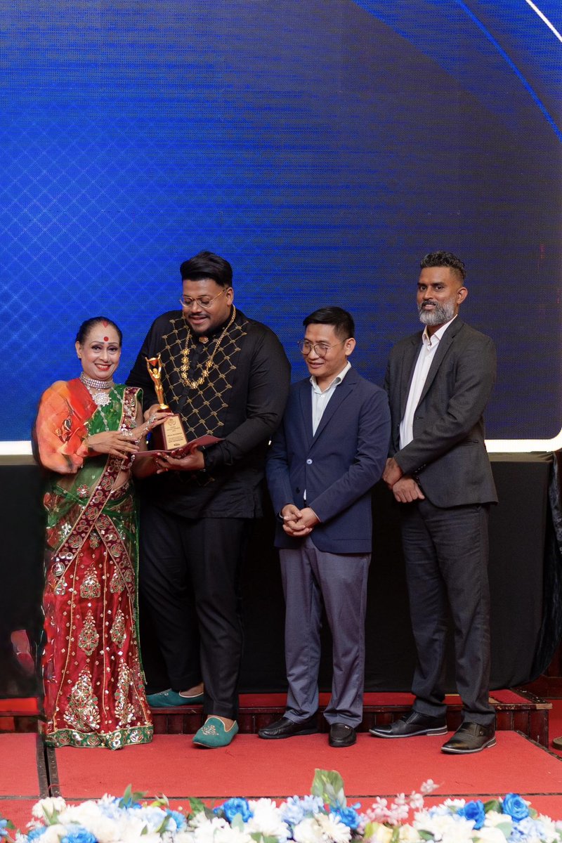 Danu Innasithamby tweet media