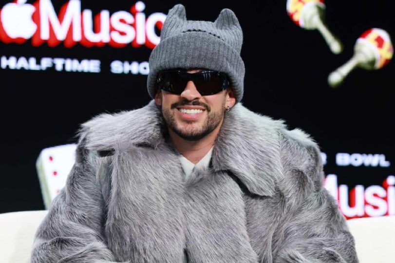 Bad Bunny’s Super Bowl Halftime Show Setlist:

• DtMF
(Travis Scott joins onstage)
• K-POP
(Bad Bunny LEAVES the stage)
(Westside Gunn joins onstage)
• LOST FOREVER
(Travis Scott LEAVES the stage)
• Michael Irvin
• Shawn vs. Flair
• Love U